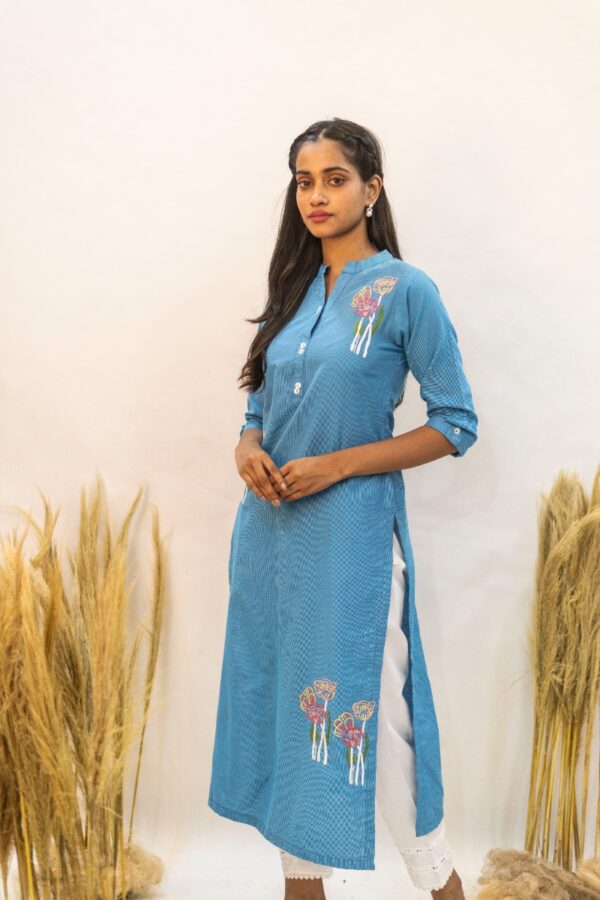 Gaaba Effortless cotton blue embroidered kurti-8502