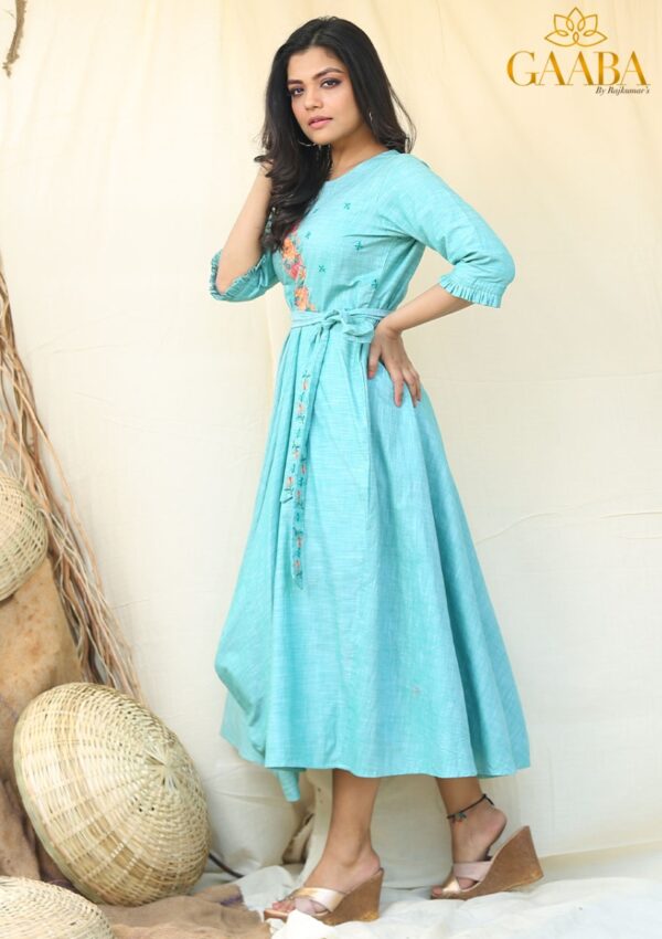 Fabulous Dress With Embroidery And Belt-12052